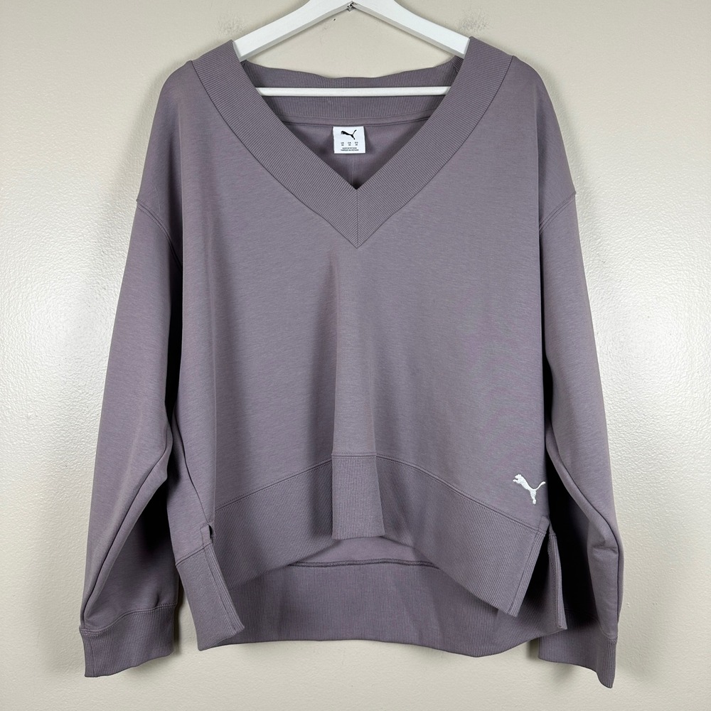 Puma Women's Medium ESS V Neck Crew Sweatshirt Plum Jam Y2K Streetwear NEW
